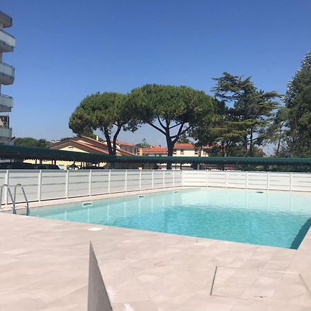 Holiday Apartamento Caorle Exterior foto