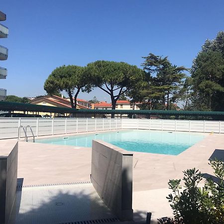 Holiday Apartamento Caorle Exterior foto